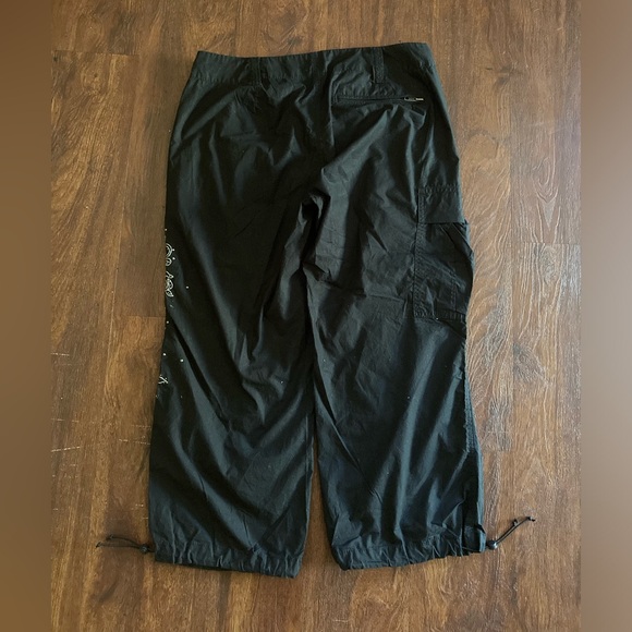 Cute Cargo Capri - Picture 2 of 5